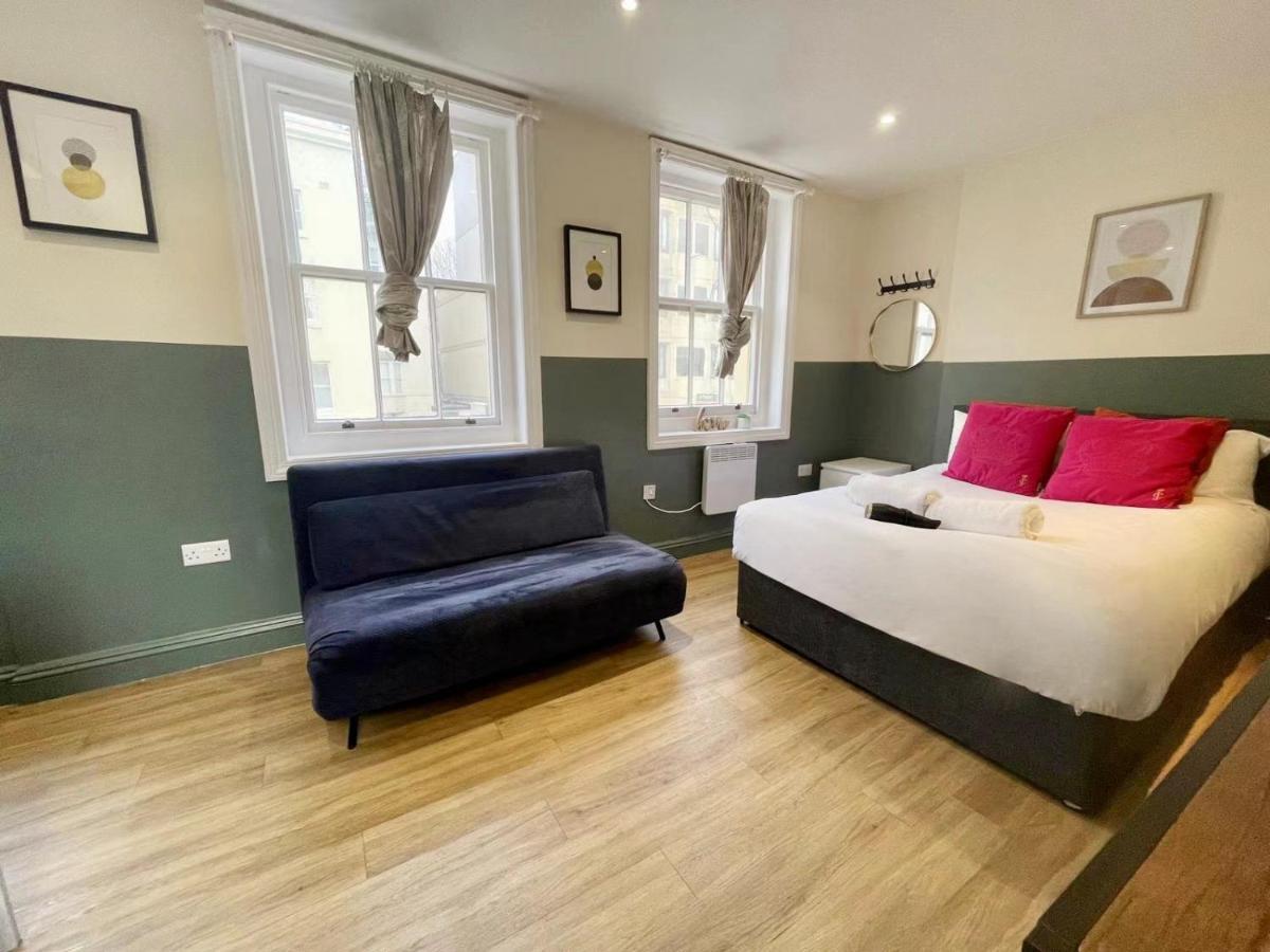 Appartement Flash Sale Central Studio Bn38bru03